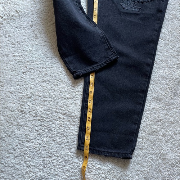 NWT Levi's High Waisted Mom Jeans Size 29/27 - Picture 10 of 12